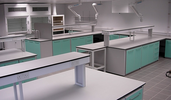 commercial laboratory fit out