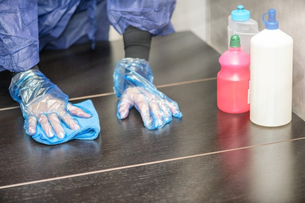 cleaning surfaces in lab